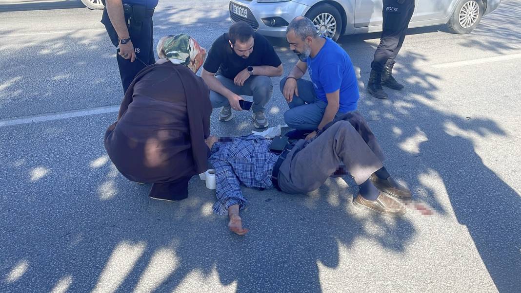 Karatay'da korkunç kaza! Bisikletli ağır yaralandı 1